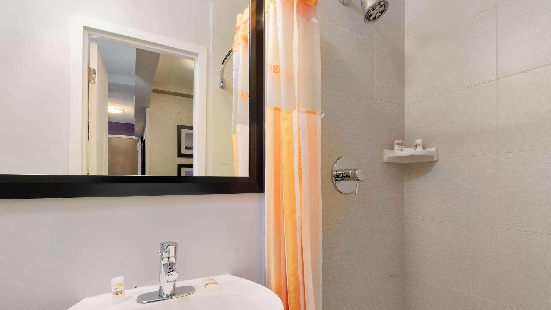 La Quinta By Wyndham New York City Central Park Hotel