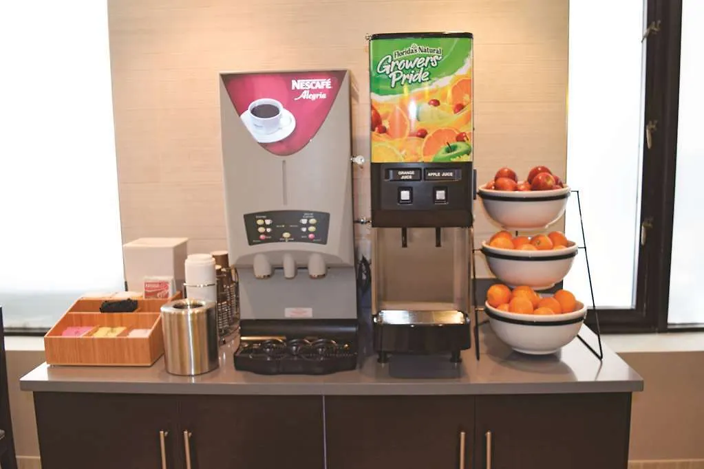 La Quinta By Wyndham New York City Central Park Hotel