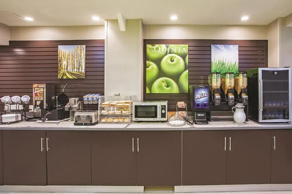 *** Hotel La Quinta By Wyndham New York City Central Park USA